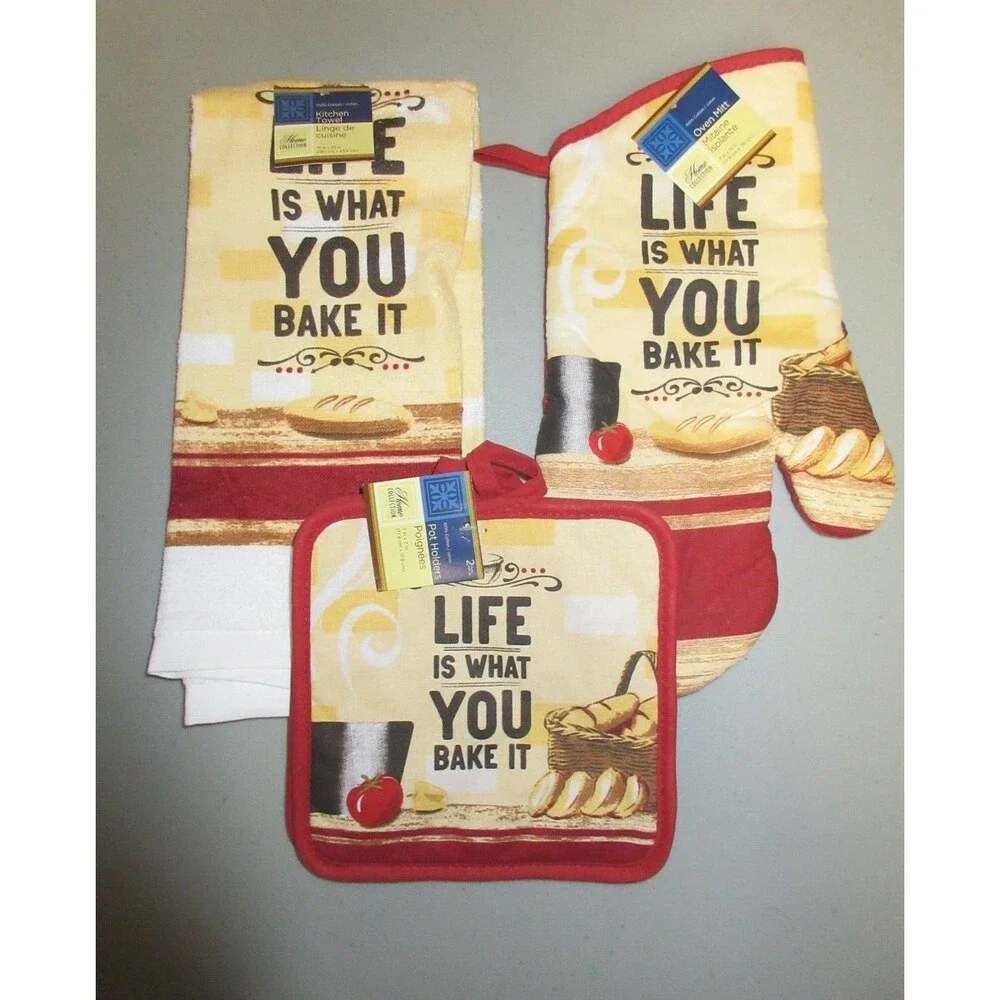 Kitchen Towel Set 4 Piece - Pot Holders, Oven Mitt and Cotten Kitchen Towel SET
